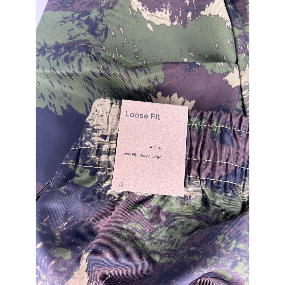 Women’s Jordan Brooklyn Camo Novelty pants size small - Picture 10 of 11